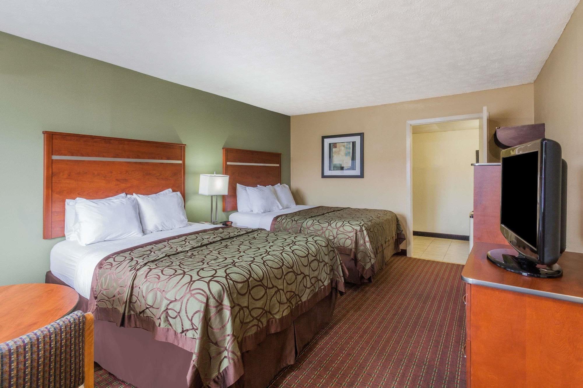 Baymont By Wyndham Pigeon Forge Near Island Drive Hotel Kültér fotó
