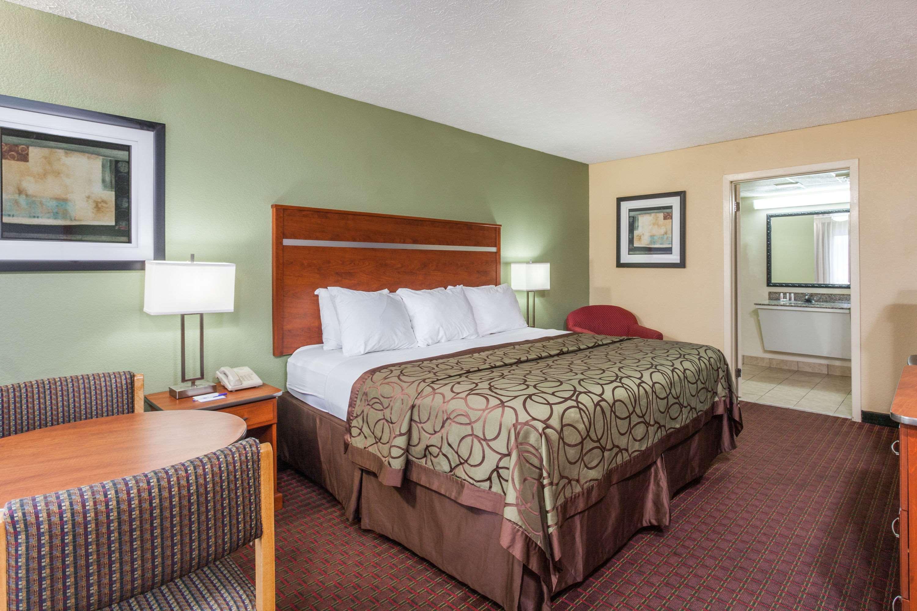 Baymont By Wyndham Pigeon Forge Near Island Drive Hotel Kültér fotó